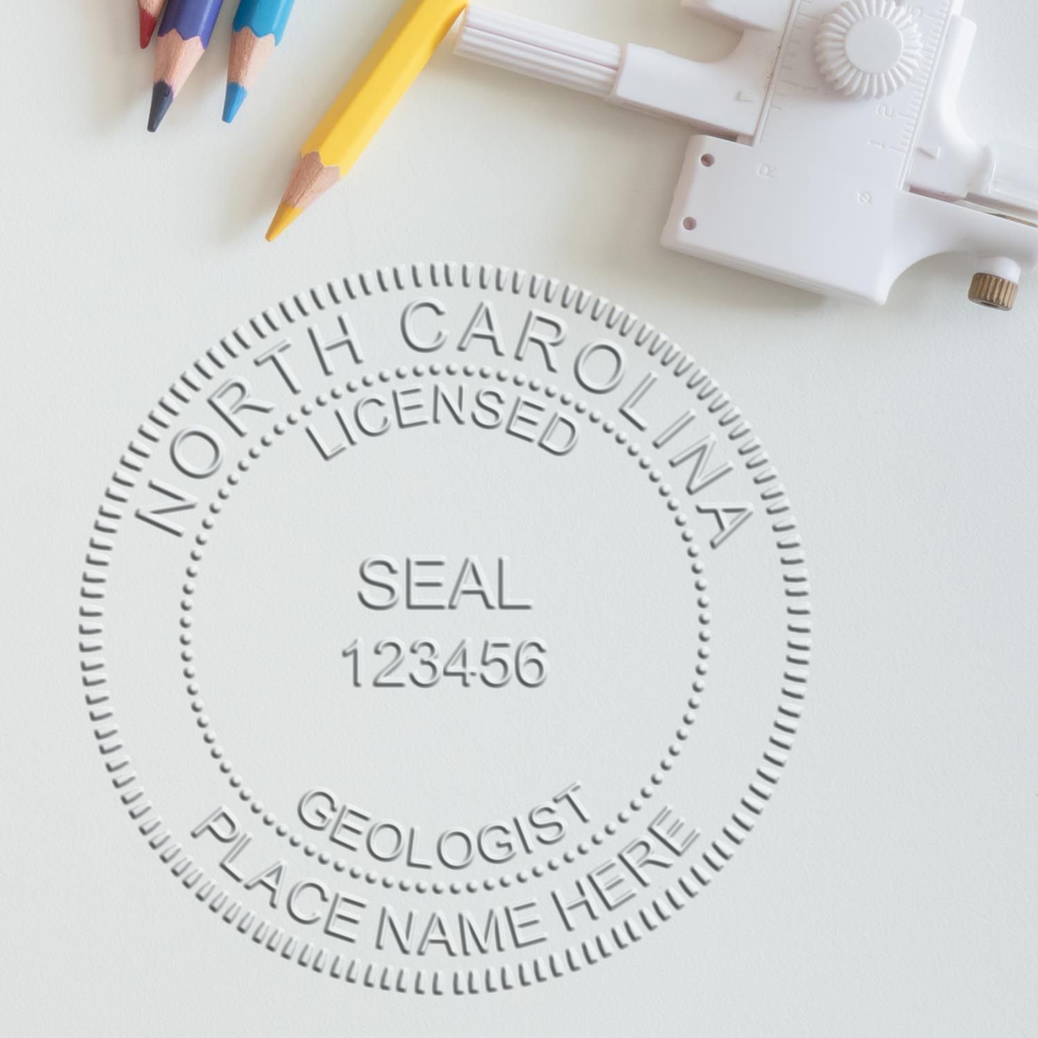 A comparison chart for the different types of mount models available for the North Carolina Geologist Desk Seal